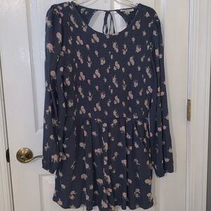 American Eagle Blue Floral Romper, Large